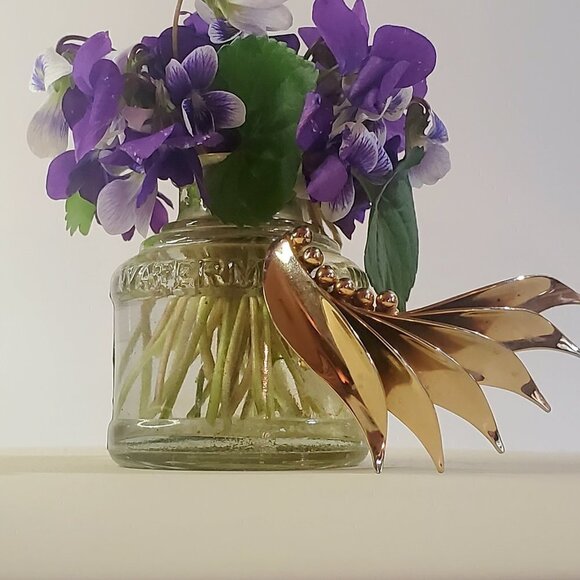 VINTAGE Winged Brooch - Gold Tone, Large Jewelry Statement Piece, Mid - Century - Picture 1 of 13